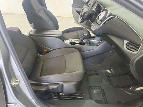 Used 2024 Chevrolet Malibu LT FWD image 28