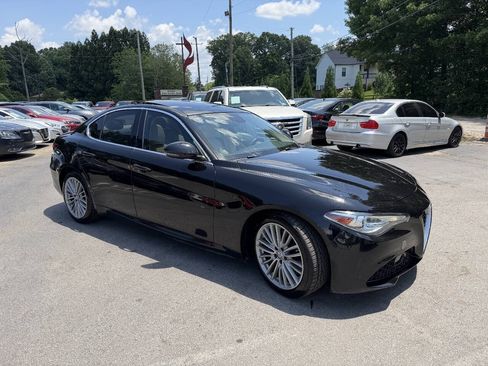 Used 2017 Alfa Romeo Giulia Ti w/ TI Lusso Light Wood Package RWD image 5