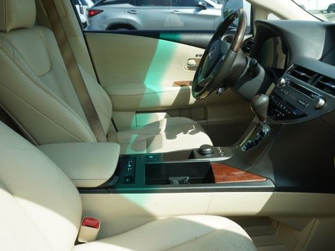 Used 2013 Lexus RX 350 FWD w/ Premium Pkg image 12