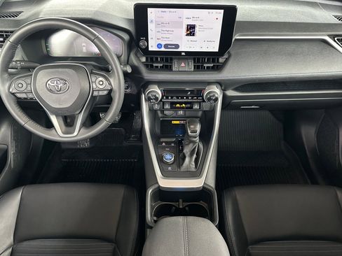 Used 2023 Toyota RAV4 XSE image 15