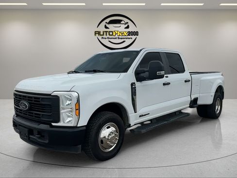 Used 2024 Ford F350 XL w/ XL Driver Assist Package RWD image 3