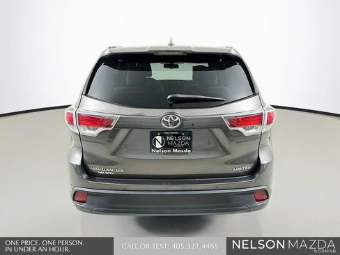 Used 2016 Toyota Highlander Limited FWD image 7