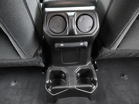 Used 2025 Jeep Wrangler Unlimited Sport AWD/4WD image 23