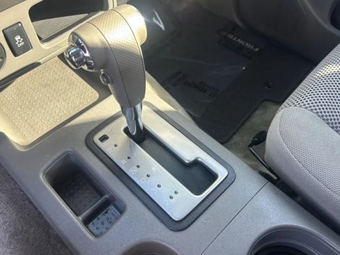Used 2017 Nissan Frontier SV RWD image 10
