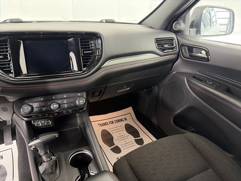 Used 2024 Dodge Durango GT AWD/4WD image 4