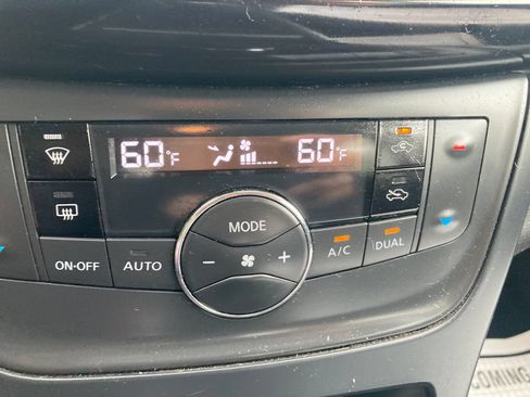 Used 2019 Nissan Sentra SV FWD image 27