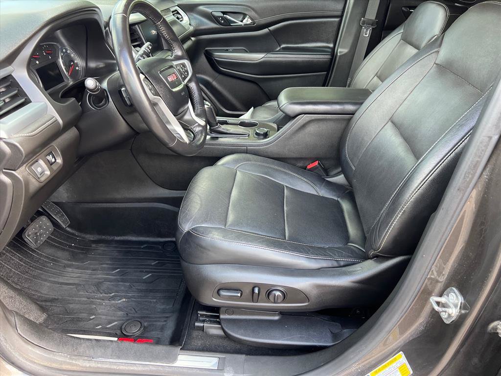 Used 2019 GMC Acadia SLT w/ LPO, Floor Liner Package AWD/4WD image 10
