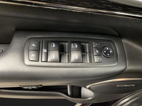 Used 2018 Jeep Grand Cherokee High Altitude image 29