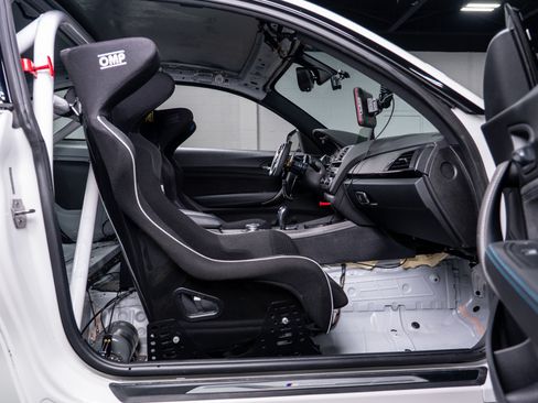 Used 2017 BMW M2 RWD image 62