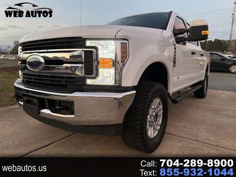 Used 2018 Ford F250 XLT w/ Snow Plow Prep Package image 1