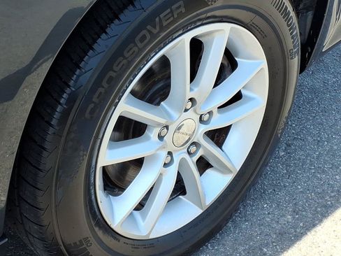 Used 2014 Dodge Grand Caravan SXT FWD image 10