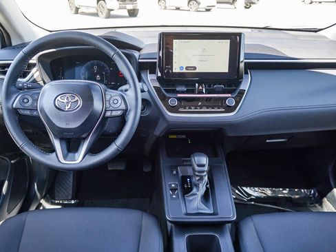 Used 2026 Toyota Corolla Cross LE FWD image 14