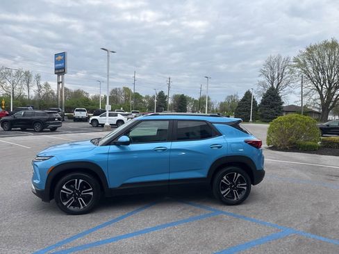 Used 2026 Chevrolet TrailBlazer LT w/ Convenience Package FWD image 11