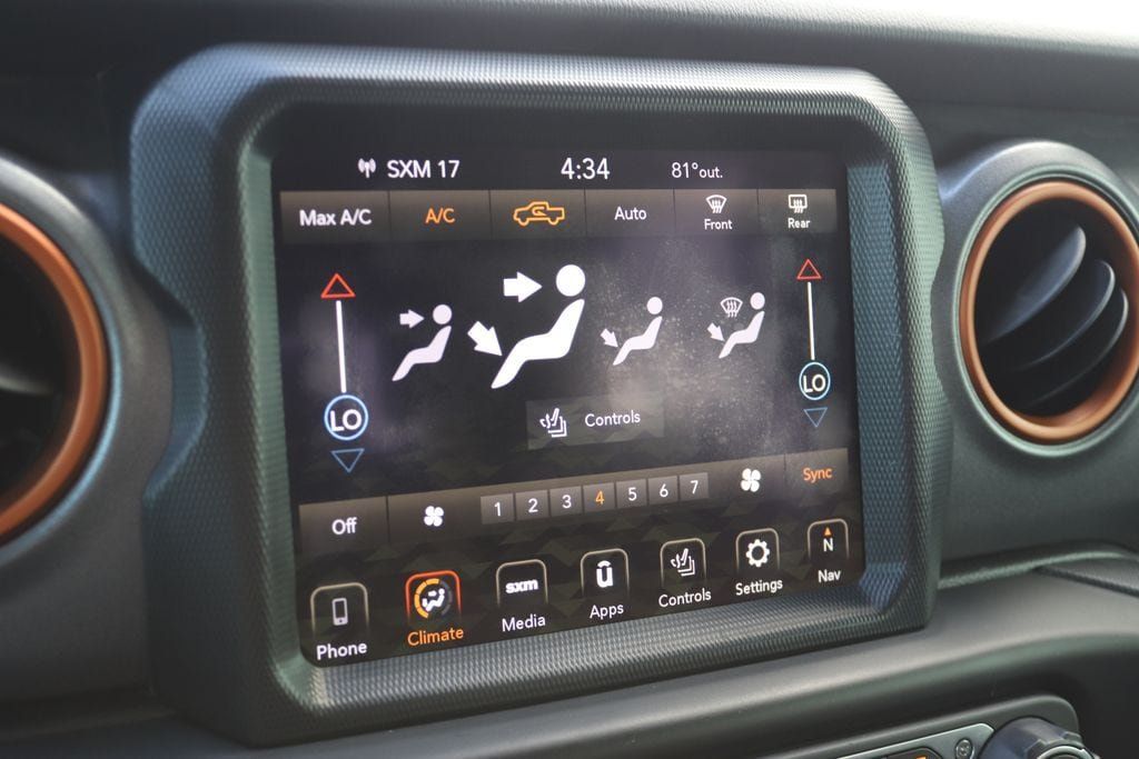 Used 2023 Jeep Gladiator Mojave w/ LED Lighting Group AWD/4WD image 14