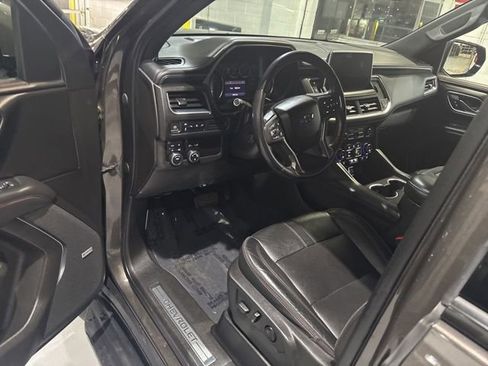 Used 2021 Chevrolet Tahoe RST w/ Luxury Package image 11