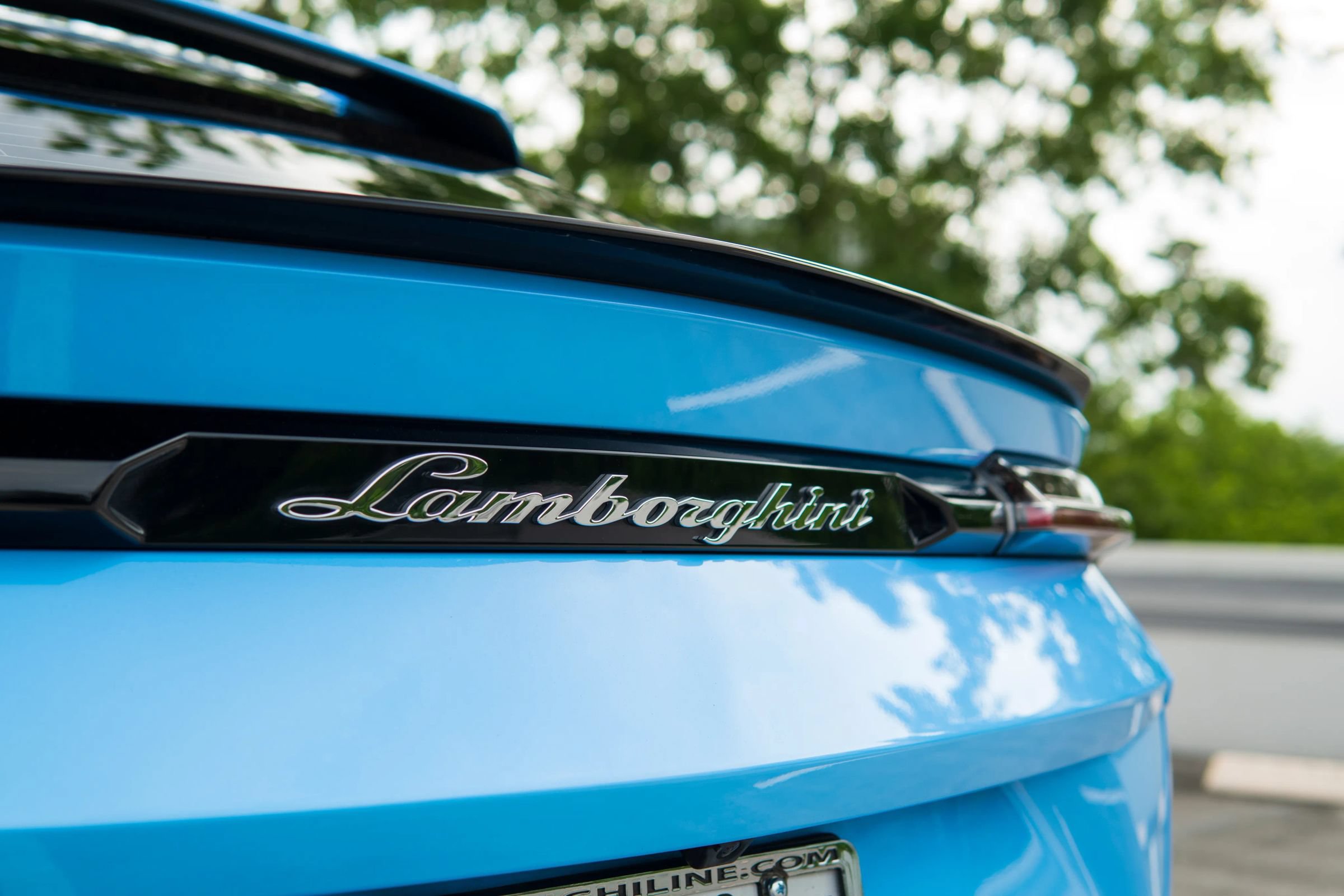 Used 2024 Lamborghini Urus S AWD/4WD image 13