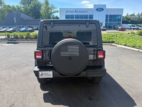 Used 2019 Jeep Wrangler Unlimited Sport S AWD/4WD image 5