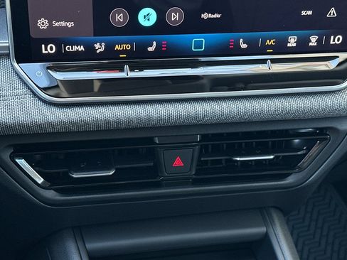 New 2026 Volkswagen Tiguan S image 18