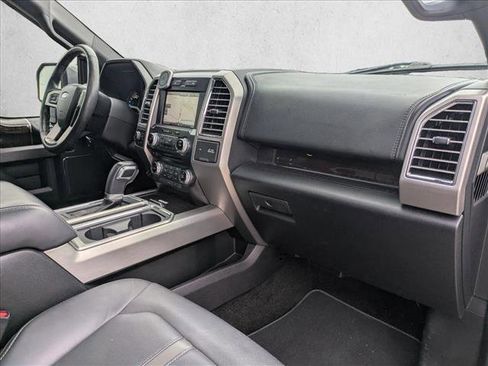 Used 2015 Ford F150 Platinum w/ Equipment Group 701A Luxury image 21