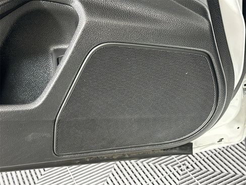 Used 2017 Honda Civic EX-L image 18