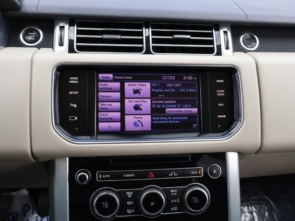 Used 2013 Land Rover Range Rover HSE AWD/4WD image 22