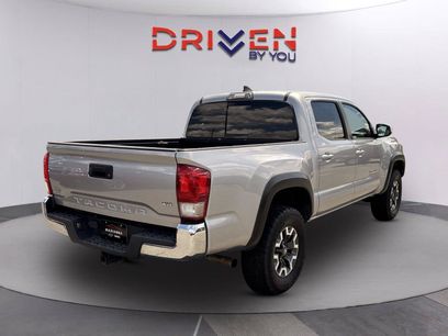 Used 2017 Toyota Tacoma TRD Off-Road w/ Tow Package (A/T)