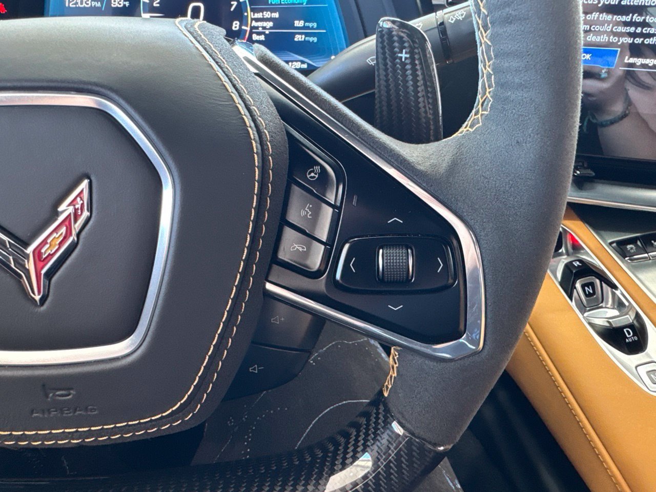 Used 2025 Chevrolet Corvette Z06 RWD image 21