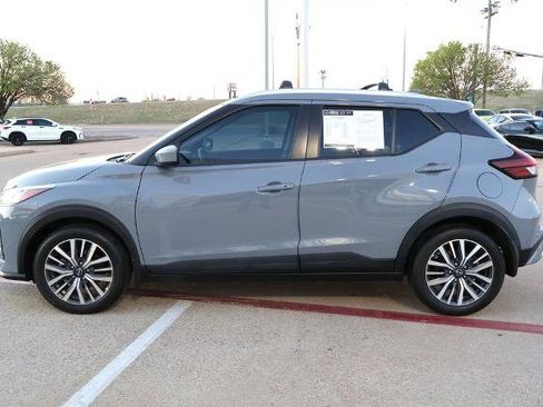 Certified 2024 Nissan Kicks SV w/ Exterior Package FWD image 2