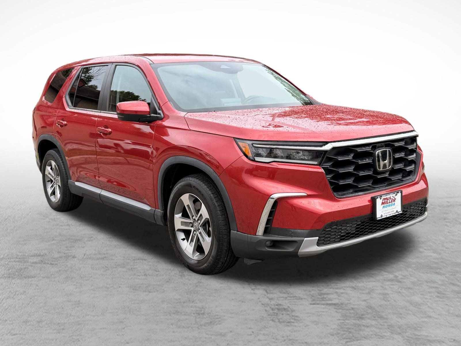 Used 2023 Honda Pilot EX-L image 3