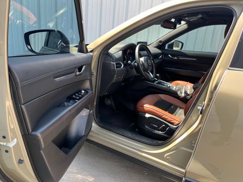 Used 2024 MAZDA CX-5 Carbon Edition AWD/4WD image 11
