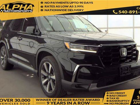 Used 2023 Honda Pilot Touring image 1