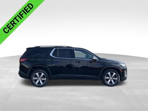 Used 2023 Chevrolet Traverse LT w/ LT Premium Package image 7
