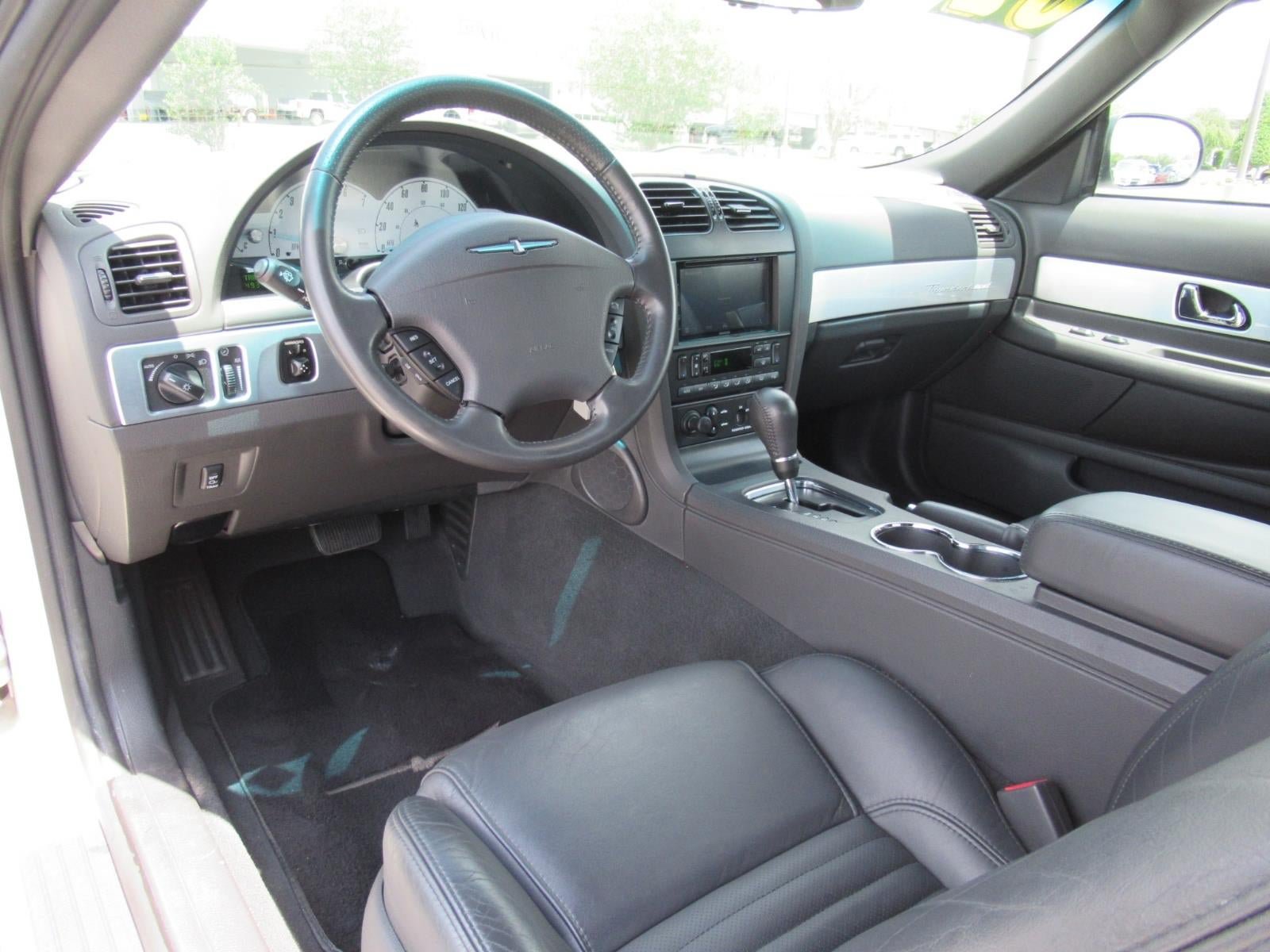 Used 2002 Ford Thunderbird RWD image 15