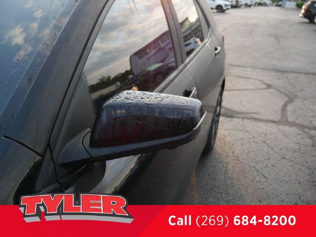 Used 2023 Chevrolet Equinox RS w/ RS Leather Package AWD/4WD image 11