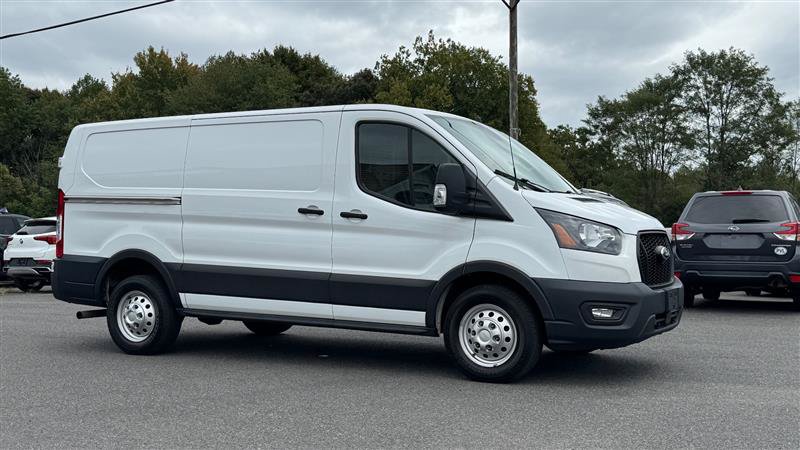Used 2022 Ford Transit 150 Low Roof AWD image 5