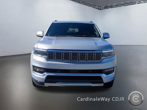 Used 2022 Jeep Grand Wagoneer Series I image 2
