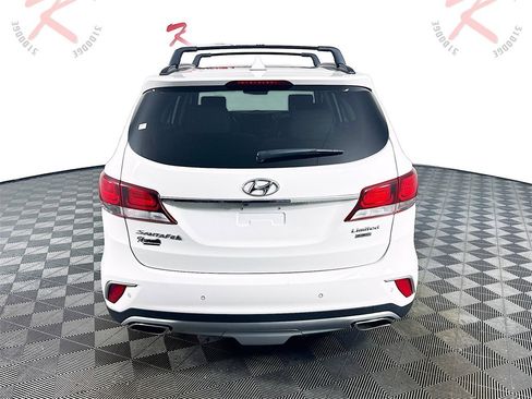 Used 2017 Hyundai Santa Fe Limited image 6