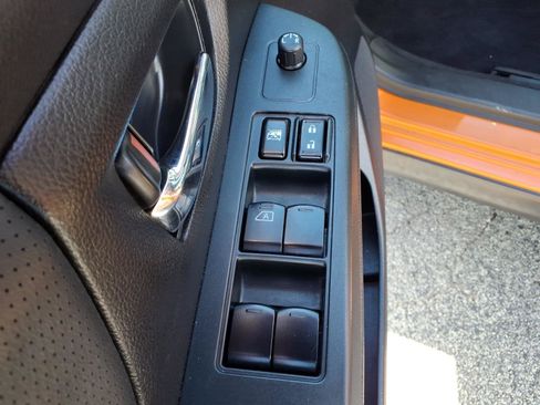 Used 2014 Subaru Crosstrek 2.0i Limited AWD/4WD image 18