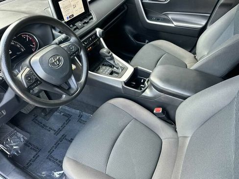Used 2023 Toyota RAV4 LE AWD/4WD image 10