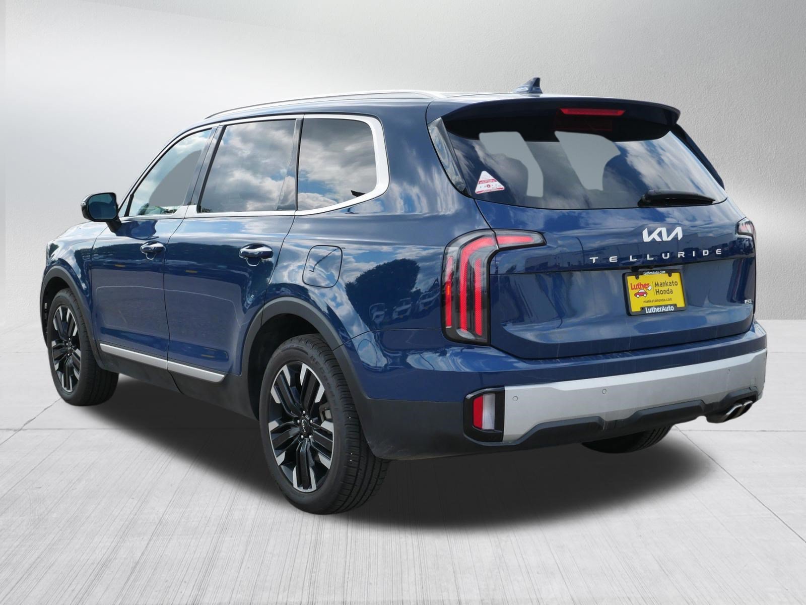Used 2024 Kia Telluride SX AWD/4WD image 5