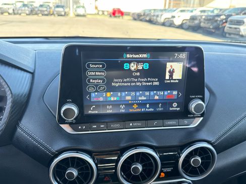 Used 2025 Nissan Sentra SV FWD image 21