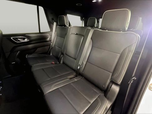 Used 2022 GMC Yukon SLT RWD image 19