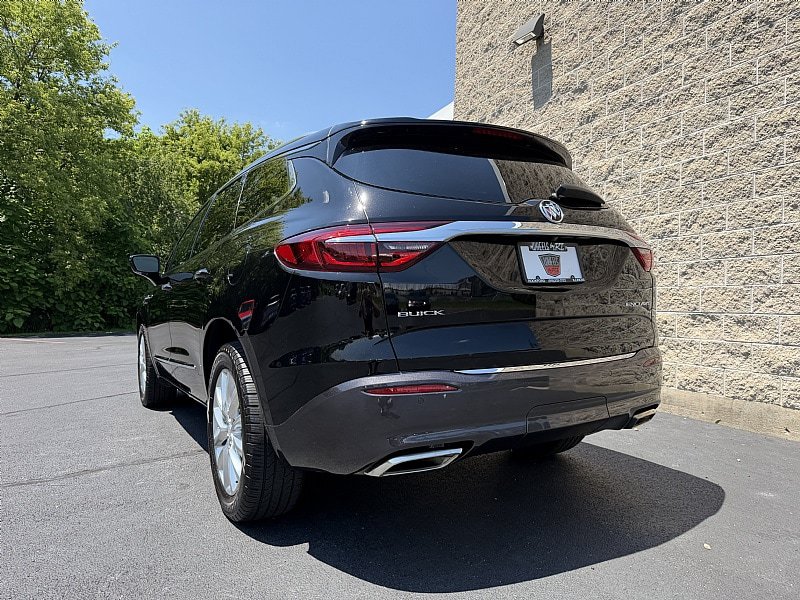 Used 2018 Buick Enclave Premium w/ Experience Buick Package FWD image 6