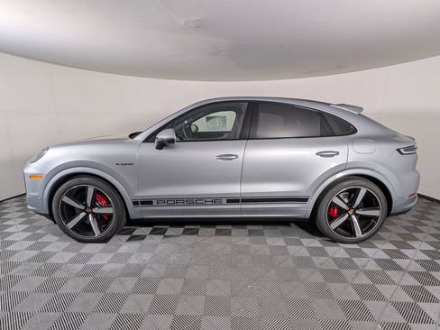 New 2026 Porsche Cayenne S AWD/4WD image 2