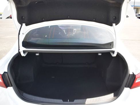 Used 2023 Chevrolet Malibu RS FWD image 11
