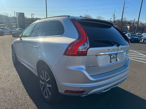 Used 2017 Volvo XC60 T6 Dynamic w/ Preferred Option Package image 3