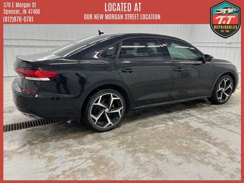 Used 2020 Volkswagen Passat 2.0T R-Line FWD image 3