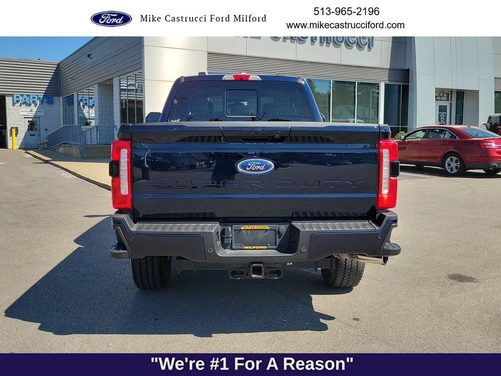 Used 2024 Ford F250 XLT w/ XLT Premium Package AWD/4WD image 4