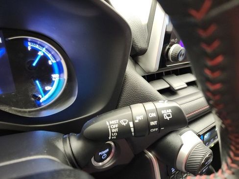 Certified 2023 Toyota RAV4 SE image 58