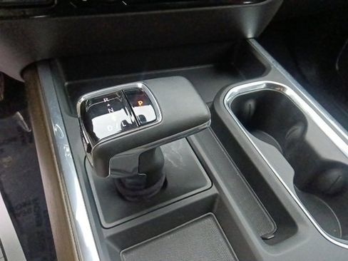 Used 2024 Chevrolet Silverado 1500 High Country w/ Technology Package image 23